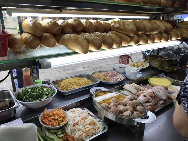 Tiệm bánh mì